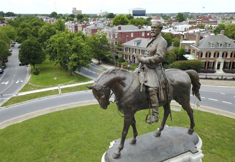 **DO NOT USE AGAIN** Lee Monument Richmond