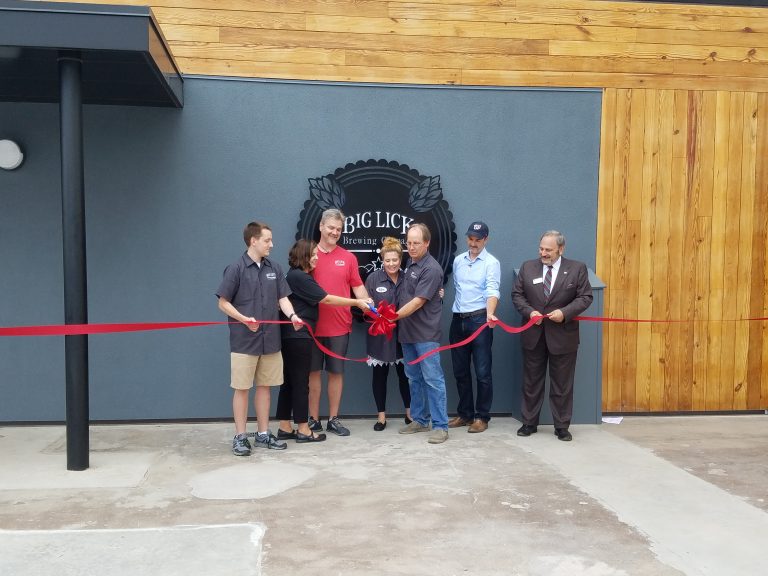 Big Lick ribbon cutting