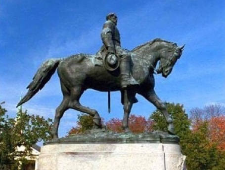 Lee Statue Charlottesville