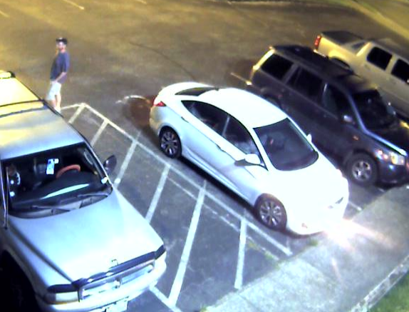 Roanoke arson suspect/car