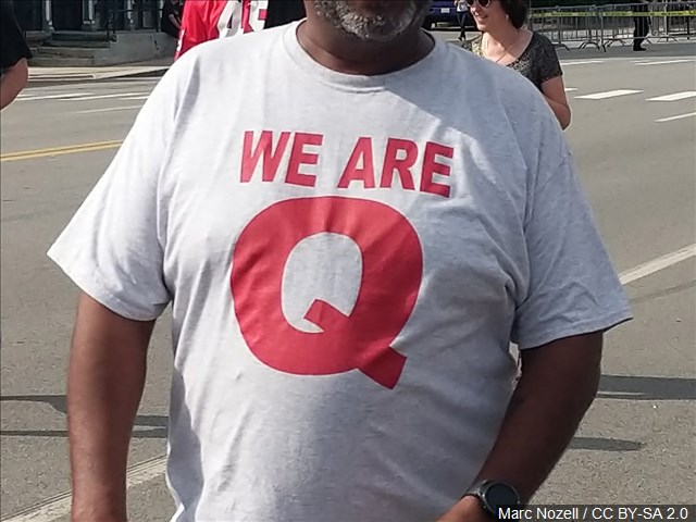 QAnon-Shirt2