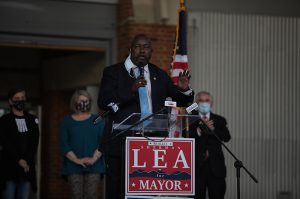 Roanoke Mayor Sherman Lea Sr.